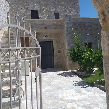 Ferienwohnung Rigas Stone Tower East Mani 1 Mína Exterior foto