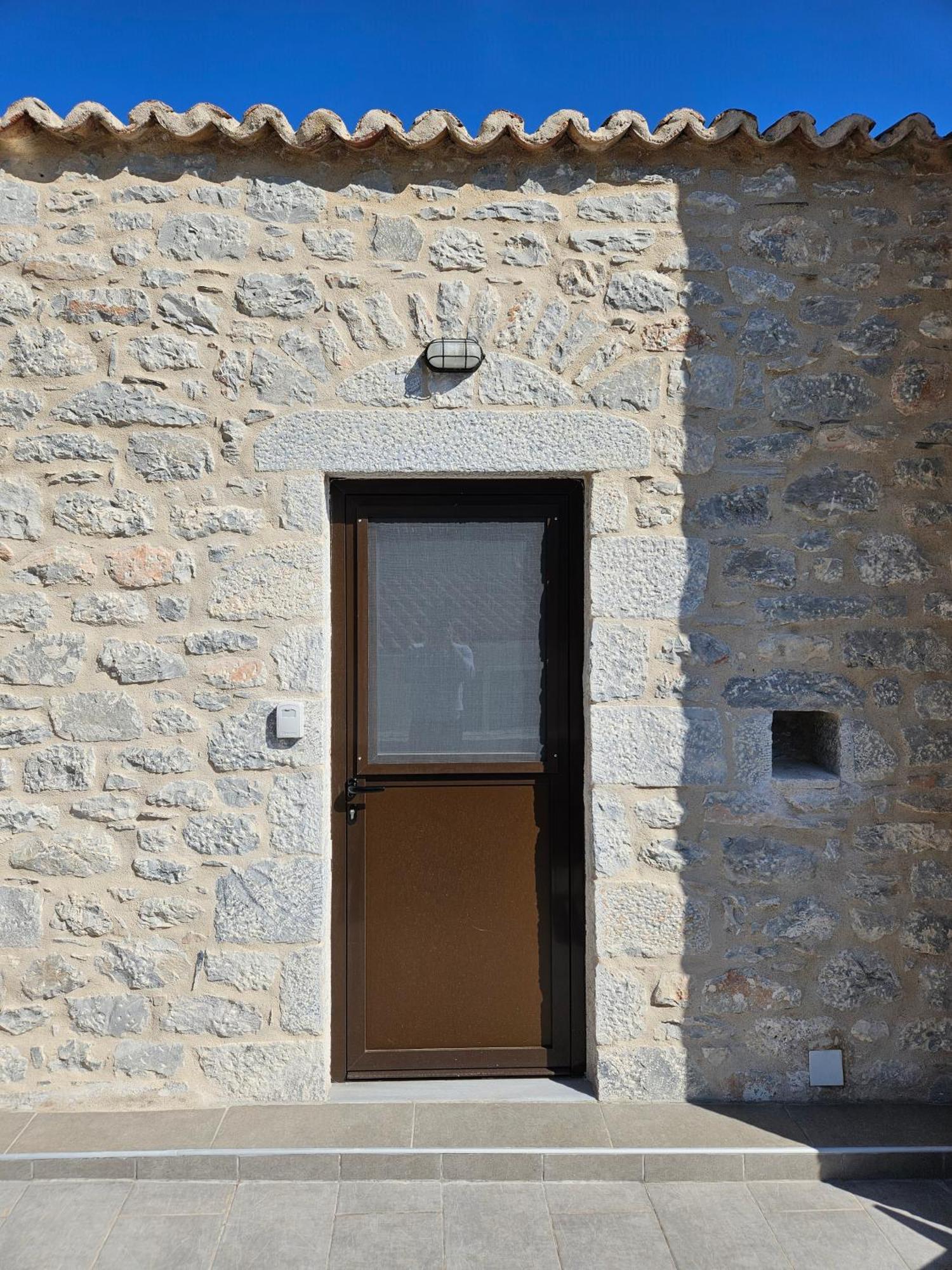 Rigas Stone Tower East Mani 1 Apartment Mína